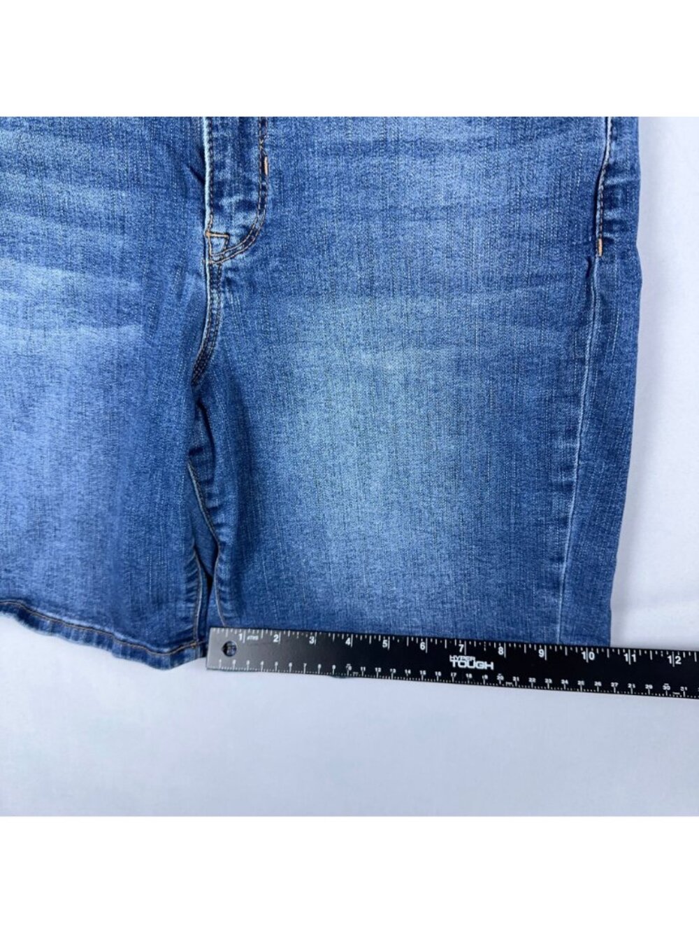 Nicole Miller Bermuda Shorts Soho High Rise Size 12 Blue Medium Wash - Picture 9 of 10